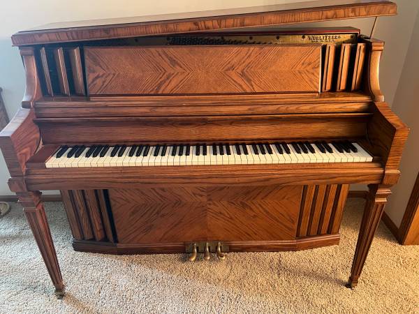 Wurlitzer upright grand piano 1