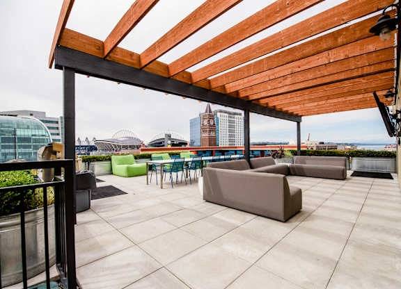 $1,799 / 1br - 536ft2 - Translation Service Available, Granite Countertops, 1/bd 1/ba (400 S Jackson Street, Seattle, WA)63910194692098122