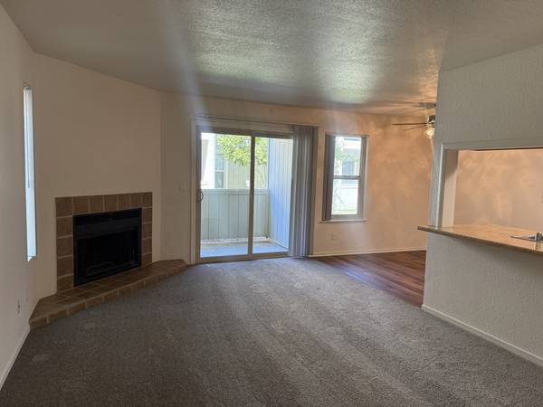 $1,601 / 2br - 940ft2 - Washer/Dryer in Unit63790861508483120