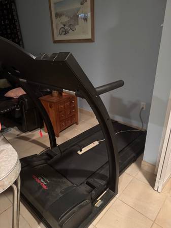 Treadmill 1