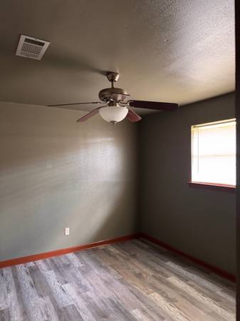 $1,700 / 3br - New Orleans East Duplex (Goretti)63903538813187124