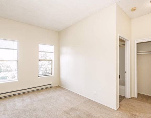 $1,099 / 1br - Recycling Room, Extra Kitchen Storage + 1 Bed Apt w Stylish Interior (Goose Hollow on 14th)63999456017154123