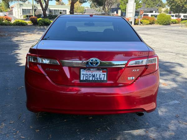 2013 Toyota Camry Hybrid XLE - $11,500 (San Jose)63478472897155122