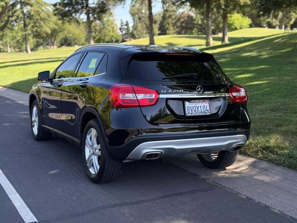 2015 Mercedes Benz GLA250 MINT CONDITION - $7,50063619211705089122