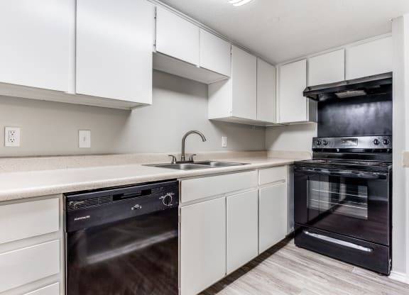 $1,135 / 1br - 804ft2 - Fitness Center, Private Balcony/Patio, Ceiling Fan (613 Clearwood Drive, Richardson, TX)63796257595137122