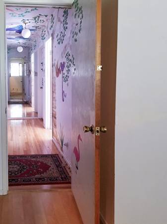 $1,600 / 1br - 180ft2 - Master bedroom a home in the Montclair hills - Utilities included! (oakland piedmont / montclair)63850428237313121