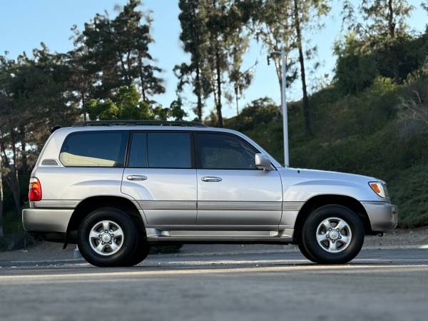 LAND CRUISER 4WD 100 SERIES SUPER CLEAN WITH ALL THE RECORDS ALL STOCK - $18,99163624732093697120