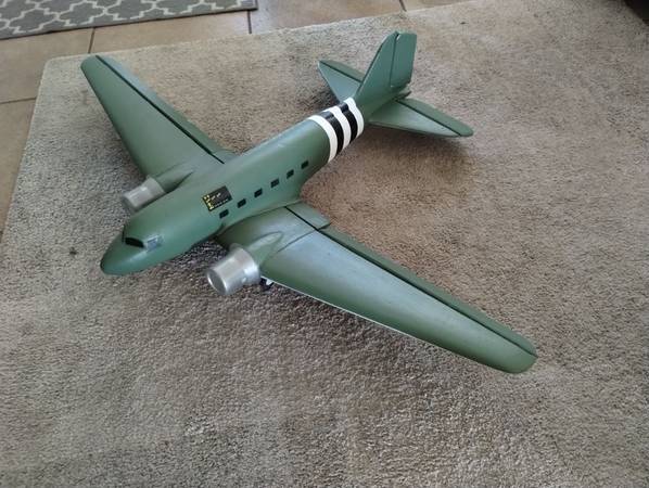 C-47 R/C Airplane rtf 1
