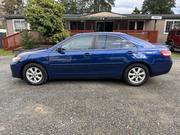 2011 Toyota Camry Base 4dr Sedan 6A - $5,999 (+ MC Auto)63613934987523124