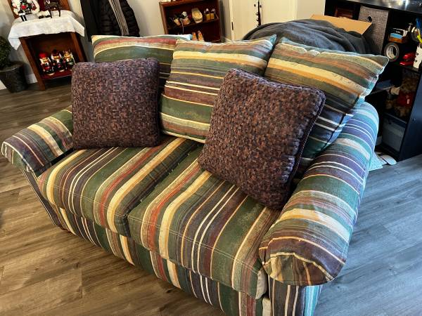 Retro Couch & Love Seat - $100 (Fremont)63471458724099121