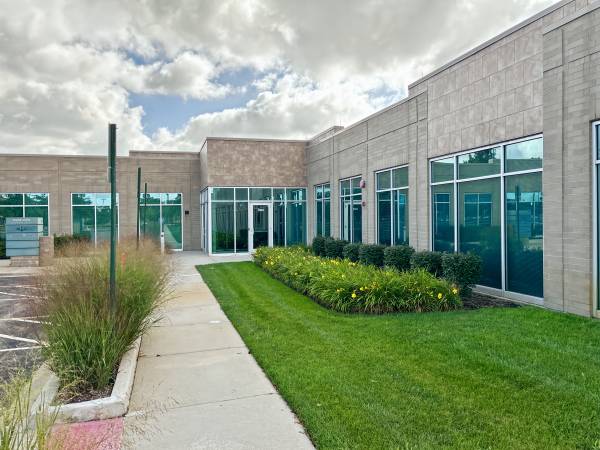 $277 EPIC Discount On Office Space!!! (Hoffman Estates)63959877580291121