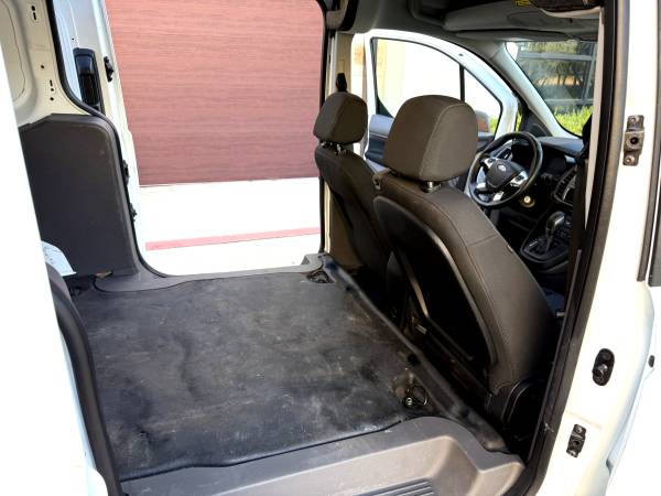 2019 Ford TRANSIT CONNECT XL - Photo 9