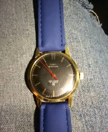 1970s mechanical wind up watch 1
