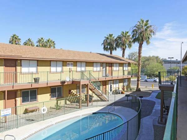 $760 / 1br - 600ft2 - Miami 1BD with BBQ & Heating $760 (miami)64001847388033122