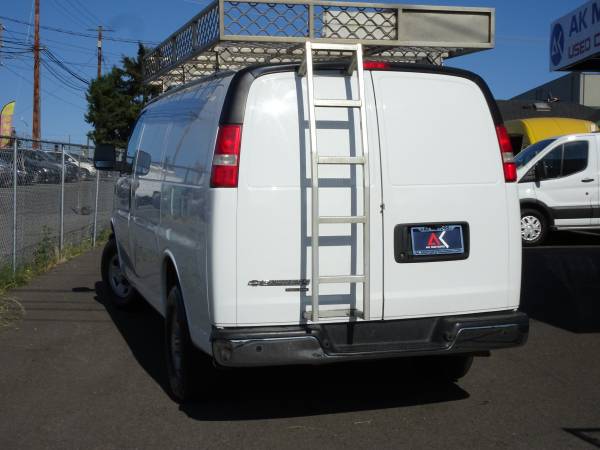 *2015* *Chevrolet* *Express* *3500* *Furgón de carga* (¡Garantía de 3 meses!) - $12,950 (Tacoma)63441874030851123