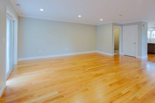 $4,600 / 3br - Absolutely stunning 3 bed 3.5 bath w/ laundry in unit, parking!!63802096957315124