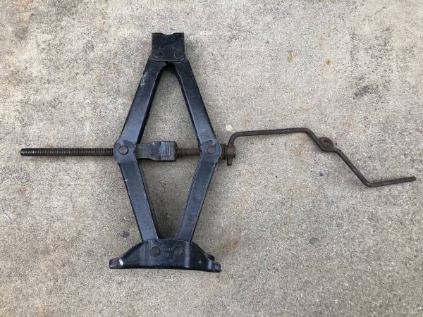 Automotive Jack 1