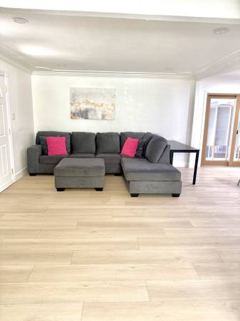 $1,550 / 175ft2 - Furnished Master bedroom with private bathroom (redwood city)63858160013825123