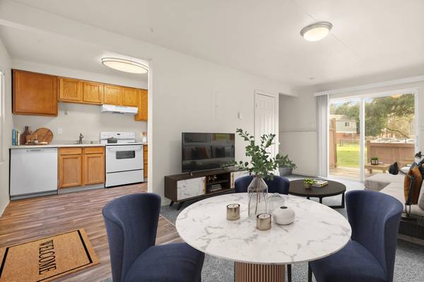 $1,691 / 2br - 850ft2 - 2/BD 1/BA, Public Transportation, Cable/Satellite Ready (8333 32nd Avenue South, Lakewood, WA)63845963260801122
