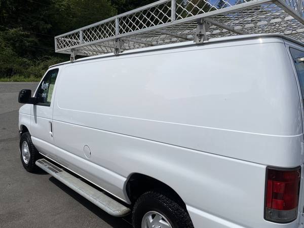 Furgoneta de carga Ford Econoline E250 2012 $12,999 - $12,999 (Algona)63475012273281122