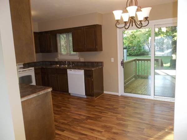 $1500.00 / 3br - Could you find an even better location?63793454067843121