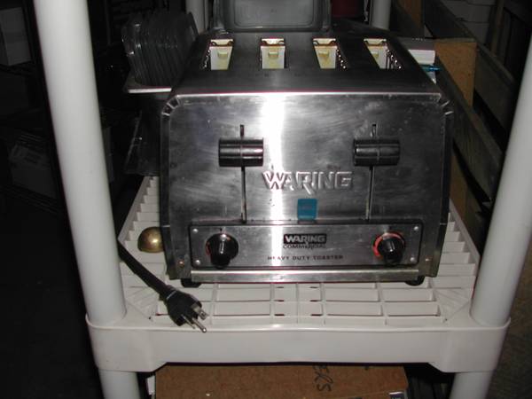 D66 - Waring Toaster - 4 Slice 1