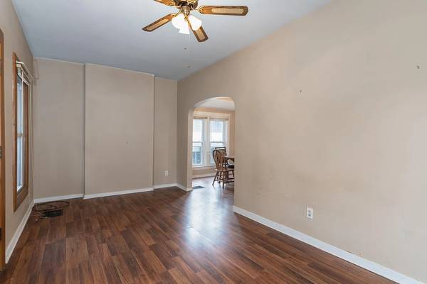 $564 / 2br - 877ft2 - NEELY REMODEL HOUSE FOR RENT (Els mere)64051688728963122