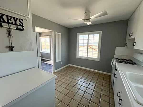 $911 / 1br - Spacious 1 Bedroom Apartment with Updated Kitchen (Rohnert pk / Cotati)63888989217665122