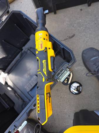 Dewalt ATOMIC Ratchet, cordless 20v 1