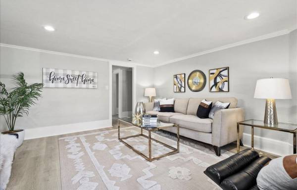 $3,600 / 3br - 1213ft2 - Commute you Say? 3B • 2B Apt. (emeryville)63667924497793122