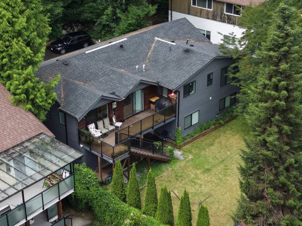 Bright & Modern 2-Bed, 2-Bath Garden Suite in North Van 1