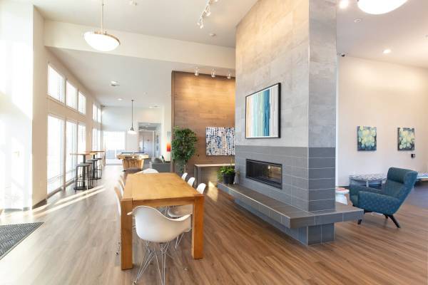 $1,677 / 1br - 618ft2 - Villas at Auburn: Up to 2 months Free Rent. prices starting at $1350! (1221 A St NE, Auburn, WA)63885013000579124