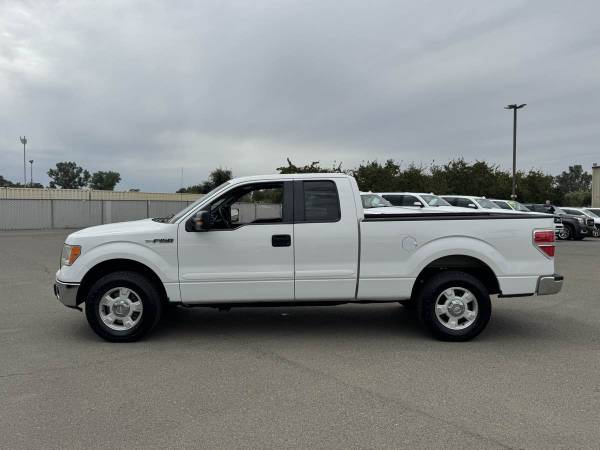2012 Ford F150 XLT pickup - Photo 6