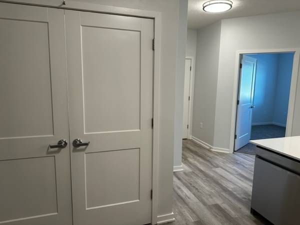 $1,087 / 1br - 603ft2 - Only One Left! (Bellevue Offutt Air Force Base)64021009617025122