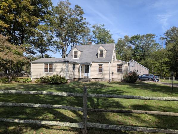 $1,750 / 1br - House share room for rent? (Easton)63874850839681123