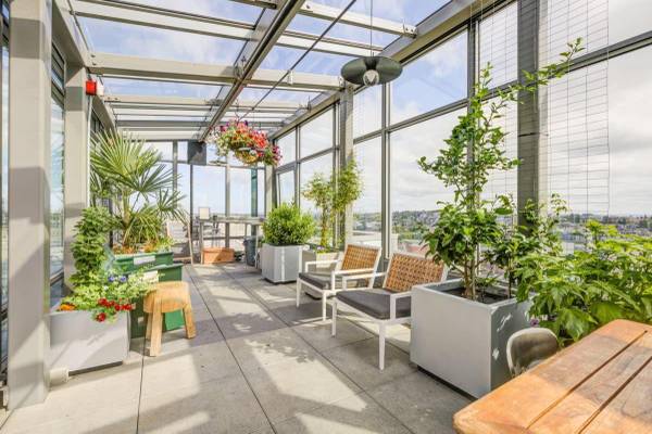 $2,719 / 730ft2 - On-Demand Espresso Machine, Library and Business Center (Capitol Hill, Seattle)63808131056001124