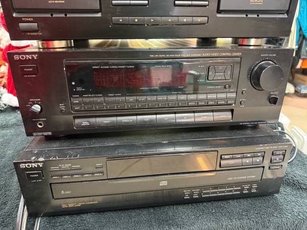 Cassette player , audio center and 5 disc player 1