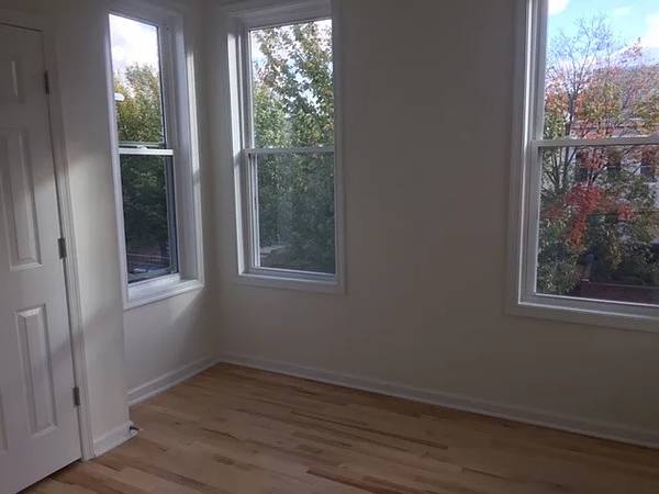 $4,200 / 3br - 1100ft2 - 3 bedrooms and 2 bath Central AC and Heat with washer and dryer in NE (Washington DC)64040363150723122
