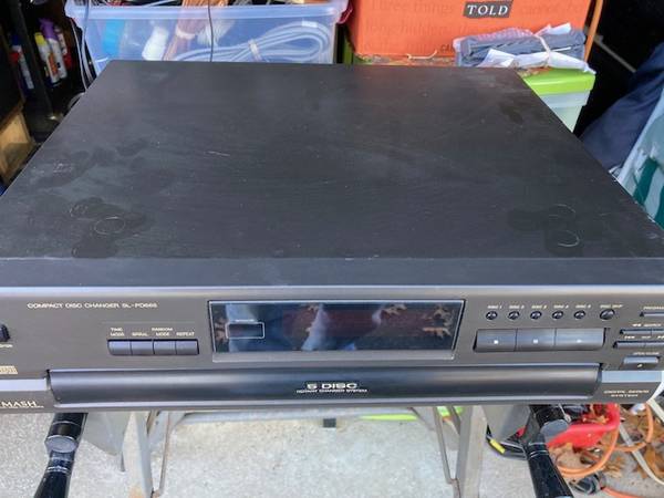 Technics SL-PD665 CD Player 1