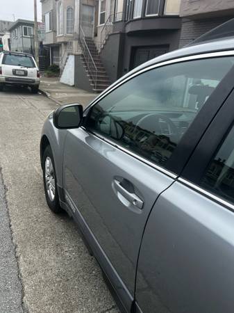 2011 Subaru Outback - $6,700 (San Mateo)63470900061187122