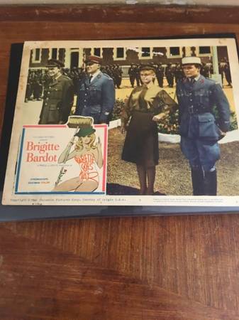 Brigitte Bardot Babette Goes To War 11"x14" Original Lobby Card 1960 1