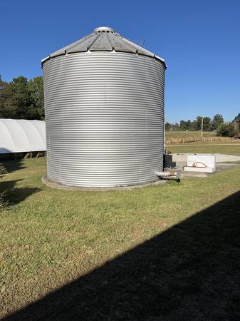 Grain Bins 1