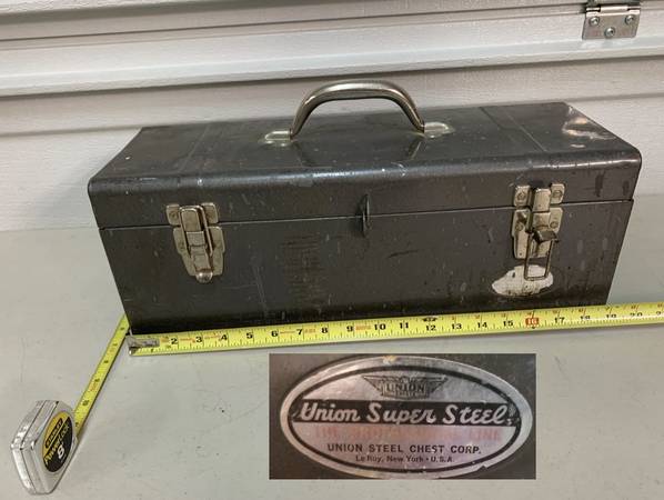 Toolbox, Union Super Steel 19" x 7" x 7" with tray, Vintage made in US 1