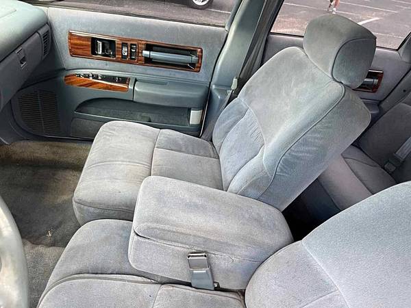 1996 Chevrolet Caprice - $10995.0063470892323587122