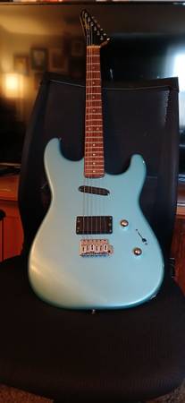 Vintage Hondo "Super Strat" 1