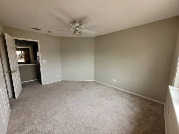 $1,000 / 4br - Habitación grande disponible en casa (Santa Maria (Taylor Elementary))63663820070401124