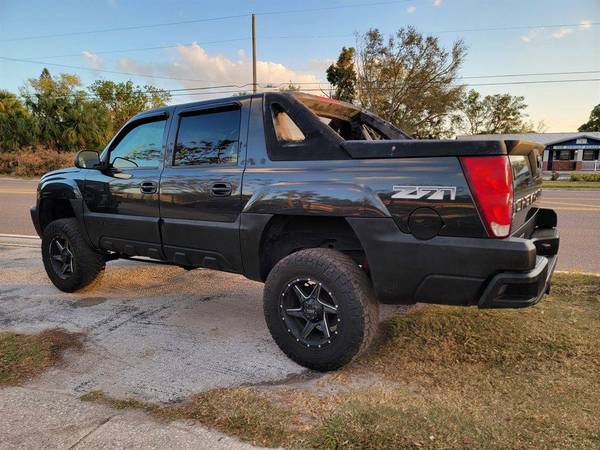 2003 Chevrolet Chevy Avalanche 1500 4wd Guaranteed Credit Approval! - $6,995 (+ SUNCOAST QUALITY CARS LLC)63470240235265124