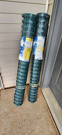 Snowfence or barrier 1