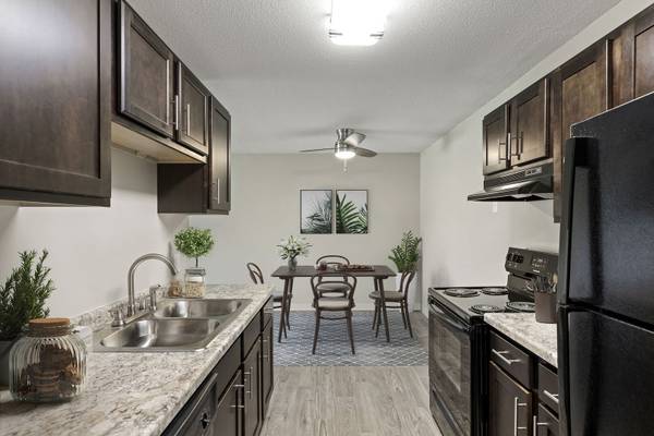 $1,355 / 1br - 776ft2 - Indoor Swimming Pool, Vending Machines, Elevators (Ramsey County)63990530113795122