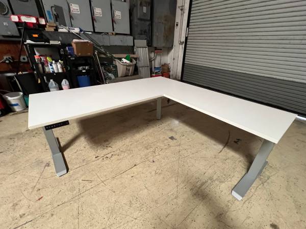 (5) AMQ Rectangular & L Shaped Electric Sit Stand Height Adj Tables 1